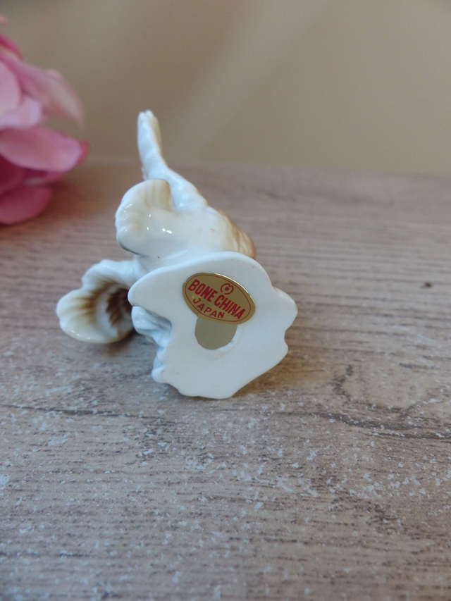 Miniature Bone China Figurine Hibou en Porcelaine - figurine hibou de collection ailes déployées Vintage - Japon