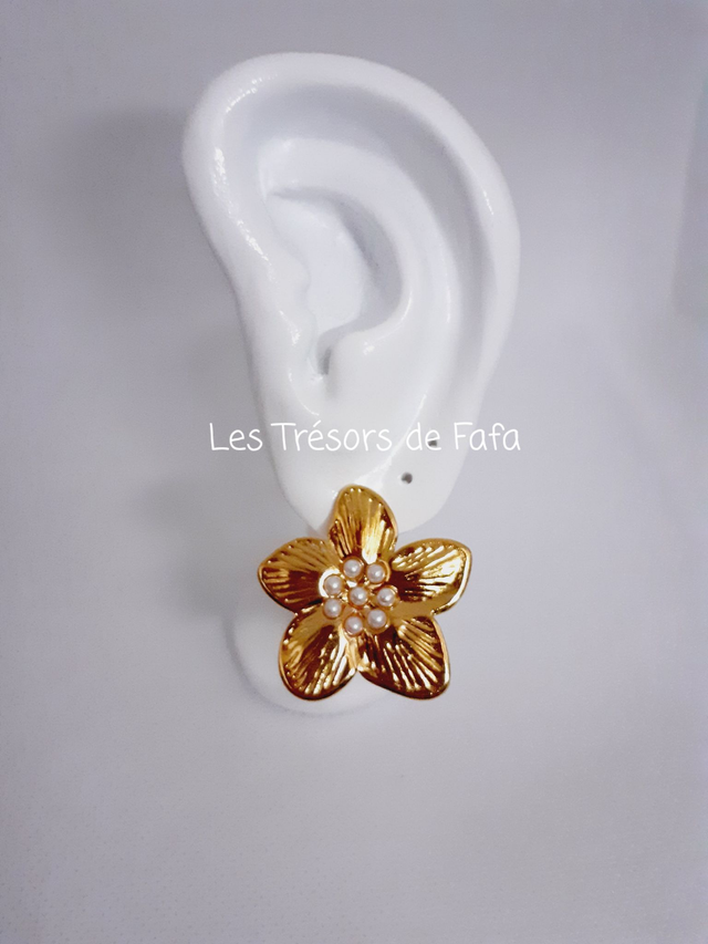 Boucles d'oreilles fleur