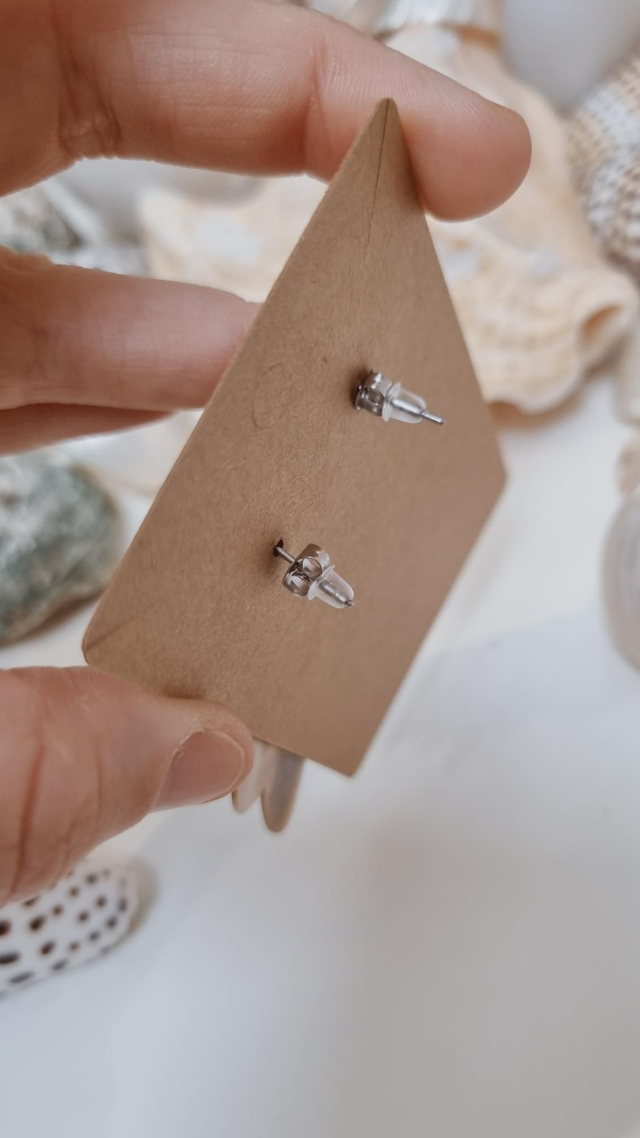 Boucles d'oreilles fleur nacre