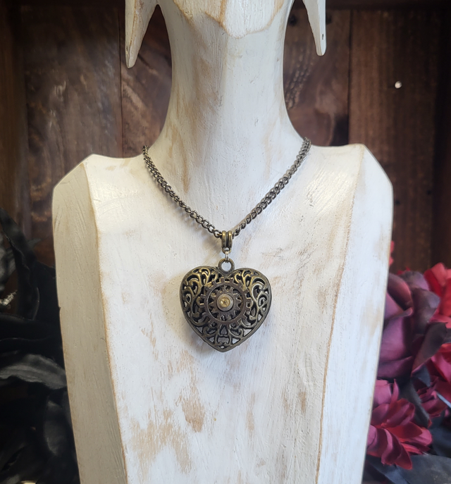 Collier &quot;Coeur Mécanique&quot;