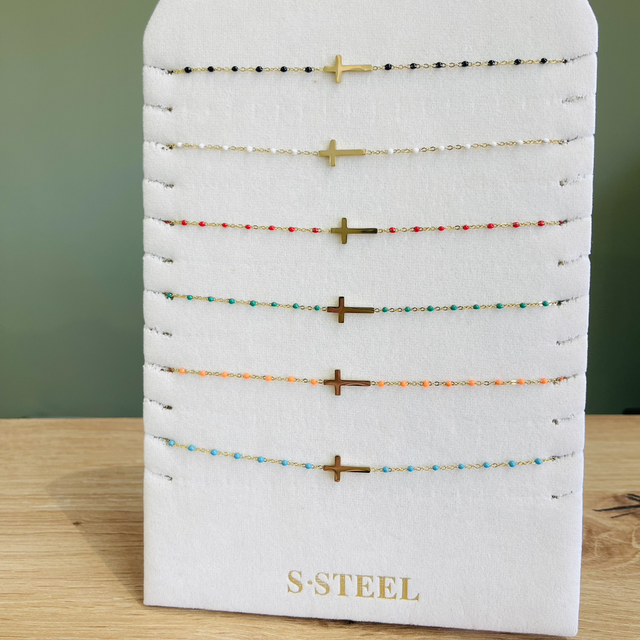 Collier croix " inspi Gigi "