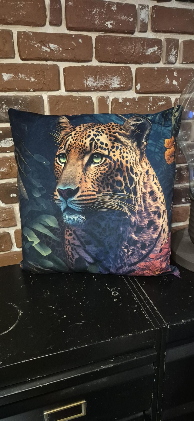 Coussin léopard 