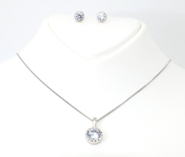 Zeitloses Zirkonia-Schmuckset in 925er Silber –  Martha - Klassische Eleganz in polierter Vollendung