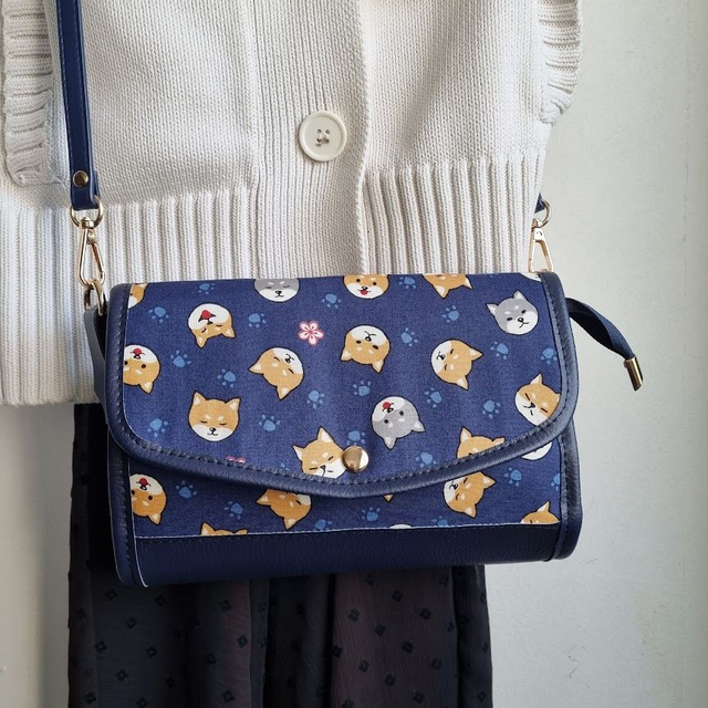 Mini-sac cartable "Akita" bleu simili cuir bleu marine