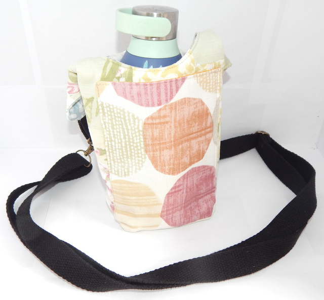 Water bottle bag spots and flowers (Water Bottle Not Included)