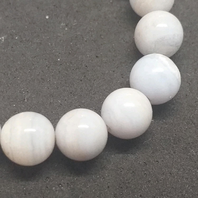 Perle de calcedoine bleue 