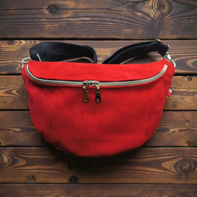 Sac banane en cuir de mouton rouge