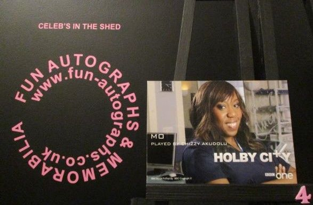Chizzy Akudolu (Mo) Authentic Autographed Holby City 6x4 Cast Card (4)