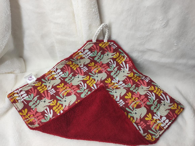 Ensemble visage et douche jungle lie de vin