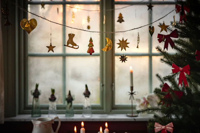 Ornament Brass Garland 