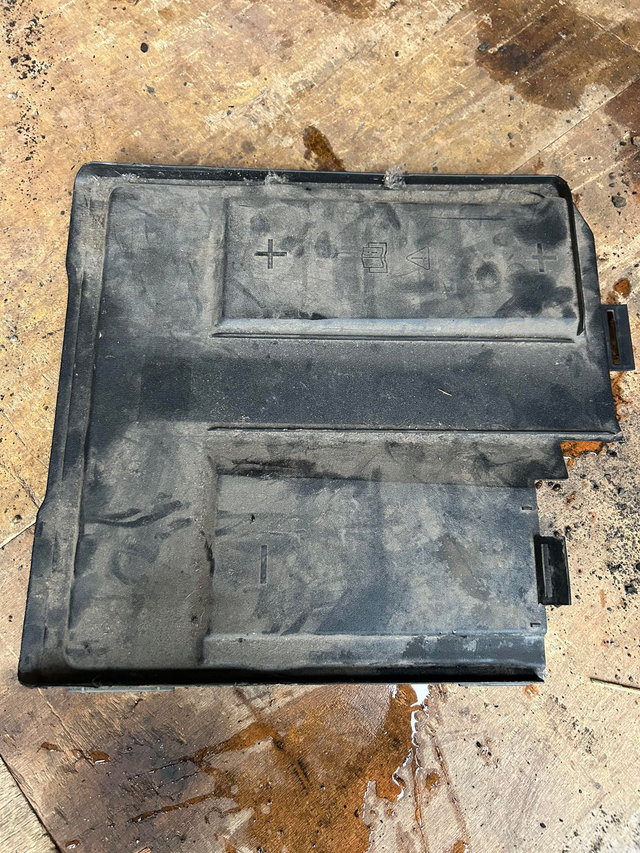 (USED) Ford Transit Custom MK8 Battery Cover 2013-2023 BK2T-10N725-AEW
