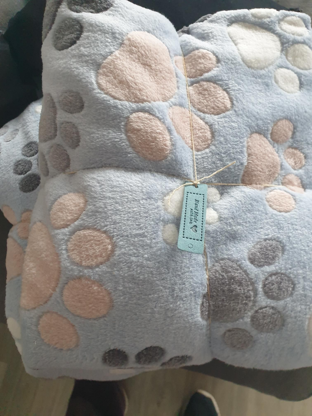 Couverture Polaire Enfants. Couture fait maison Annoeullin Lille 