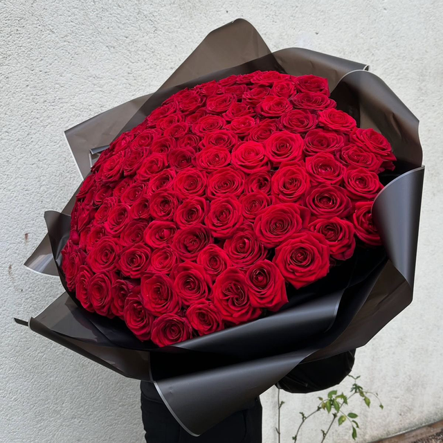 120 Fresh Roses