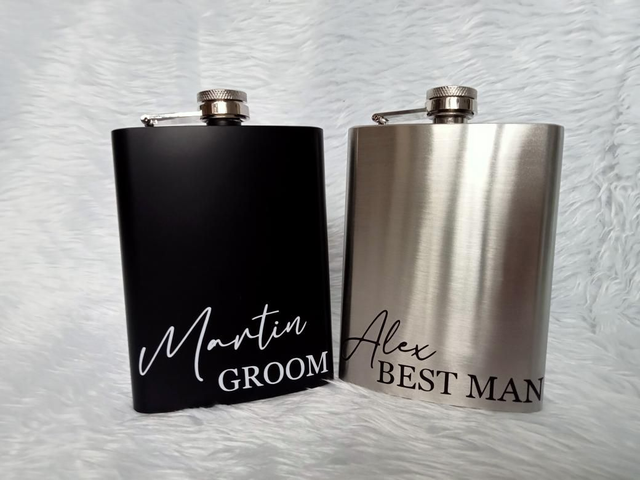 Metal hip flask