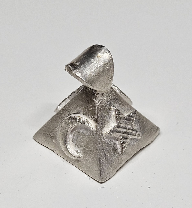 3D square based pyramid pendant