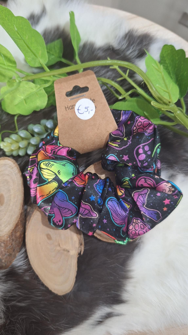 S-013. Into rave mushroom