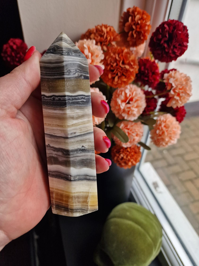 Zebra Banded calcite tower