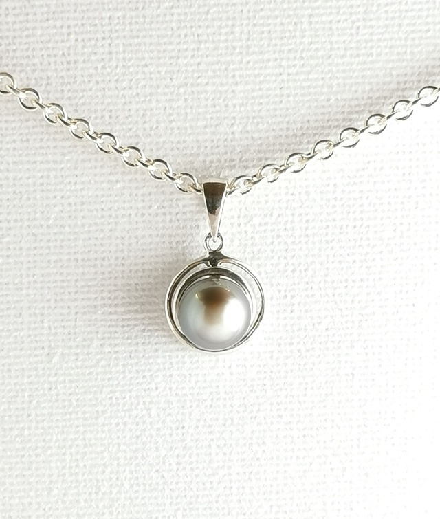 Poé - Pendentif en argent 925, avec véritable perle de culture de Tahiti