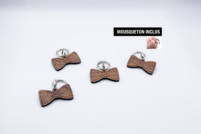 Noeud papillon en bois - initiale à choisir