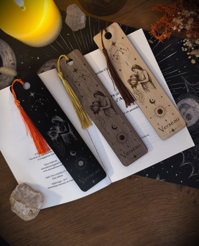 Marque-page Verseau en bois noir