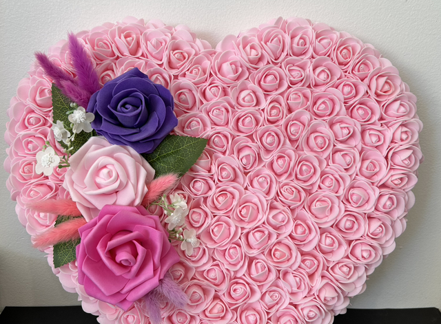 Coeur florale intérieur extérieur 