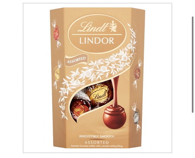 Lindt Lindor Assorted Chocolate Truffles Box 200g