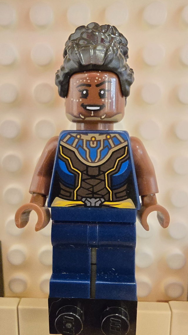 LEGO sh0735 Shuri Minifigur