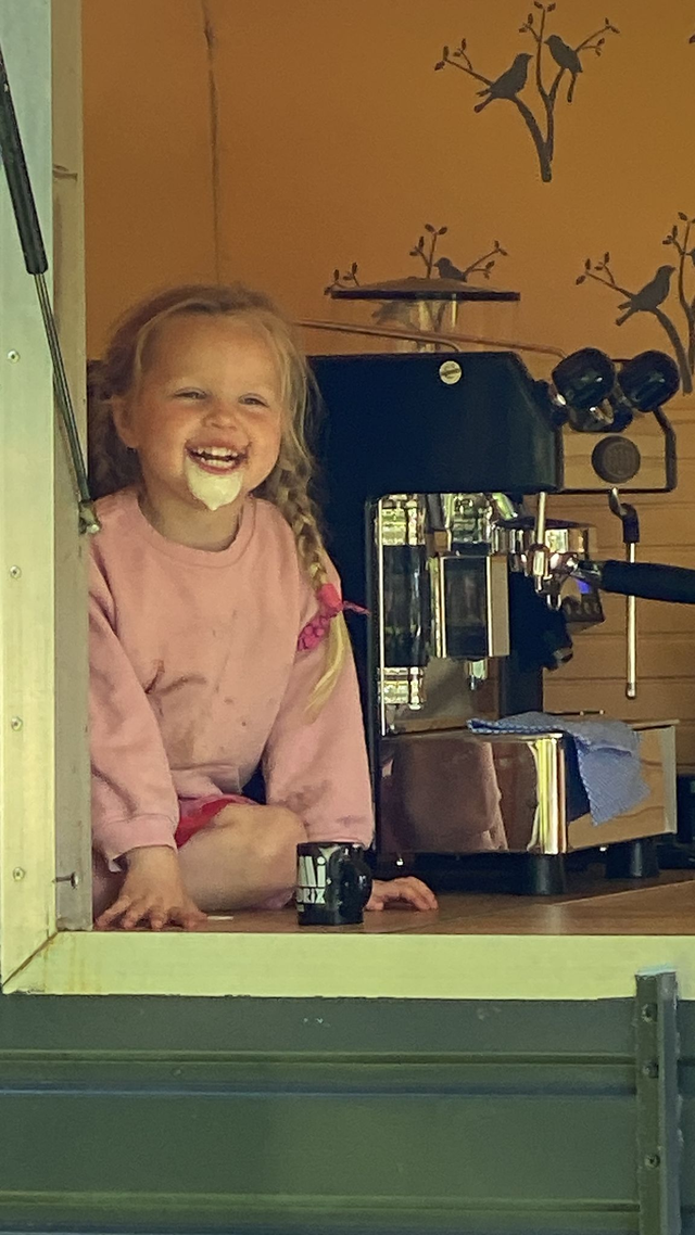 Gourmet Coffee &amp; Treats for Your Wedding Guests (up to 50 ppl)