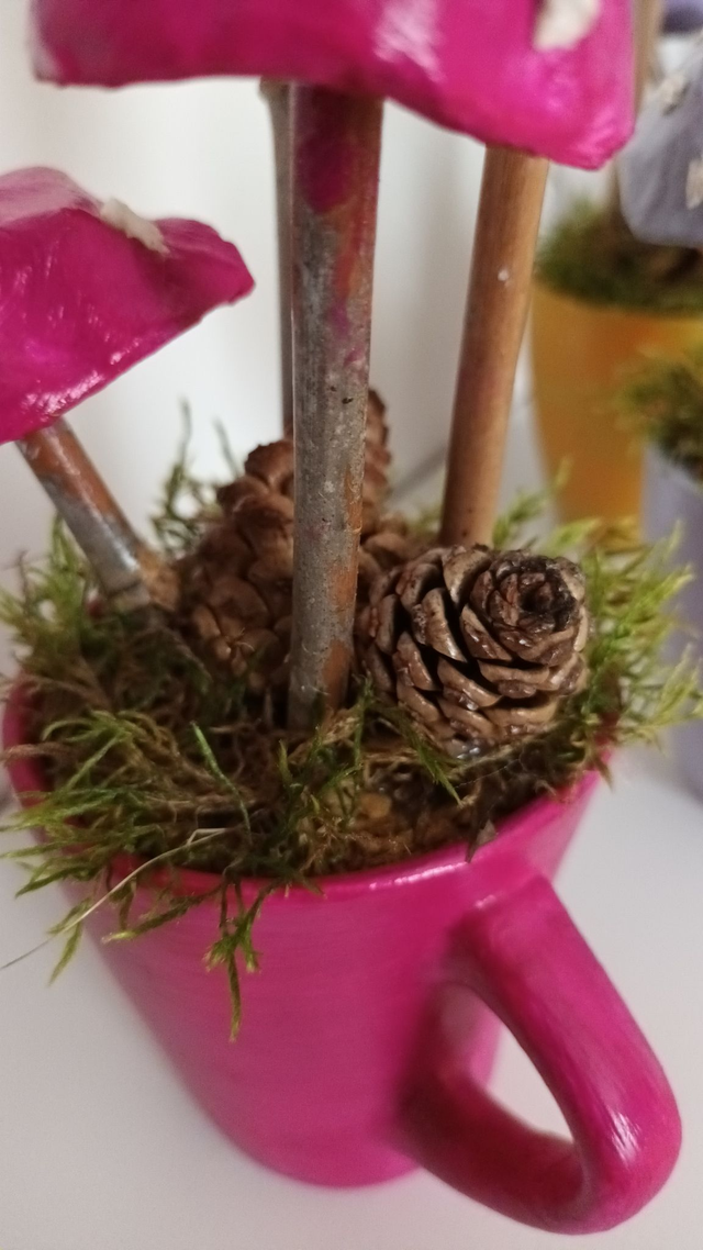 TASSE DE CHAMPIGNONS, en papier mâché, fait main, décoration ou cadeau unique, 22 cm de haut