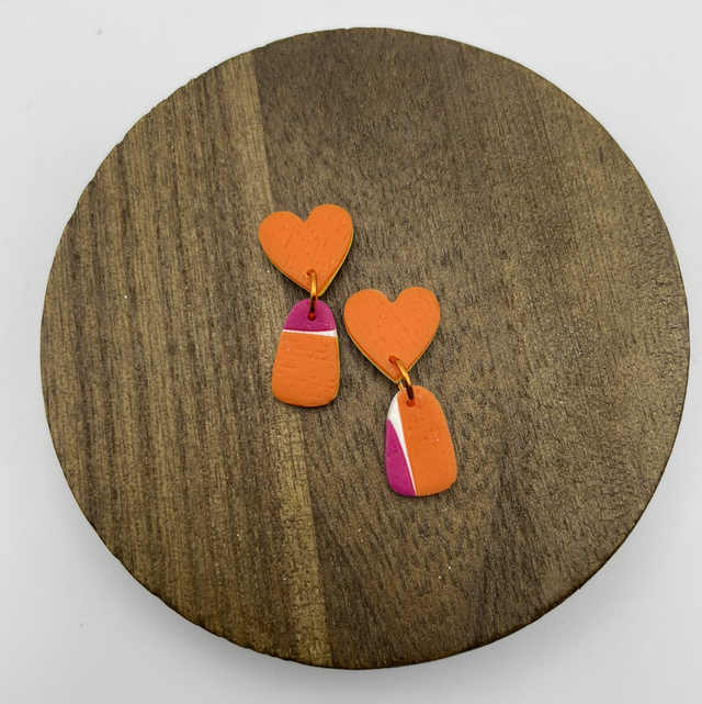 Mini statement heart earrings