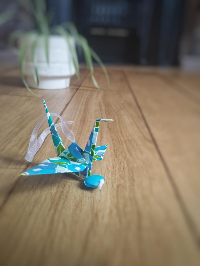 Suspension Origami – Grue de la Paix