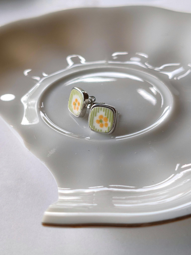 Boucles d&#039;oreilles carrées - faïence - style vintage no.3