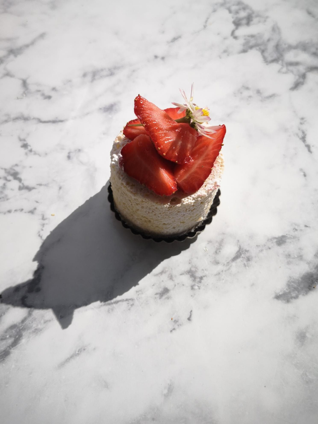 Éphémère - Charlotte aux fraises
