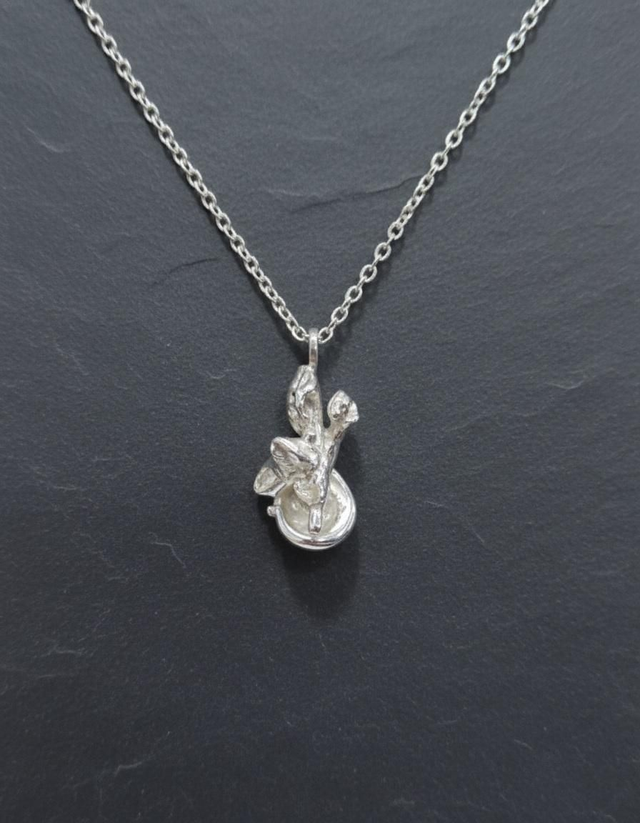 &#039;Cactus&#039; water cast necklace
