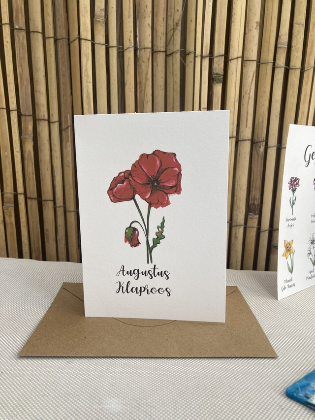 Ansichtkaart Geboortebloem Augustus Klaproos in kleur, inclusief envelop, van originele tekening, met of zonder tekst 