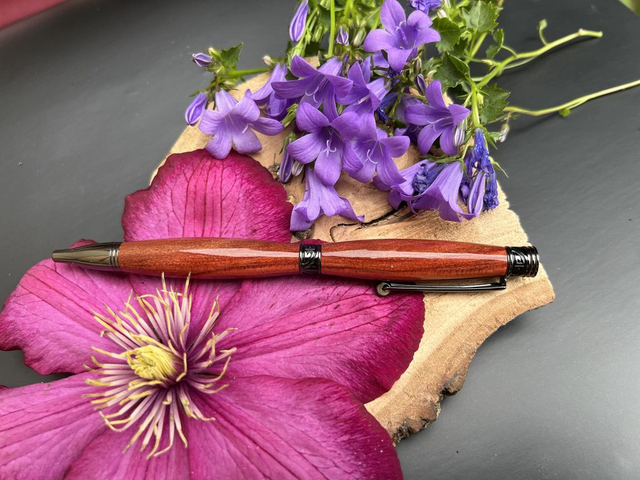 Stylo cyclotron Red Earth 