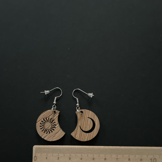 Lune soleil en chêne 