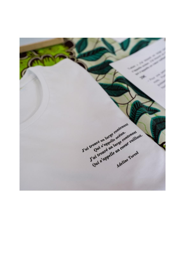 T-shirt poésie par Adeline Torcol 