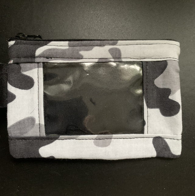 Camouflage grey/black Pump Pouch