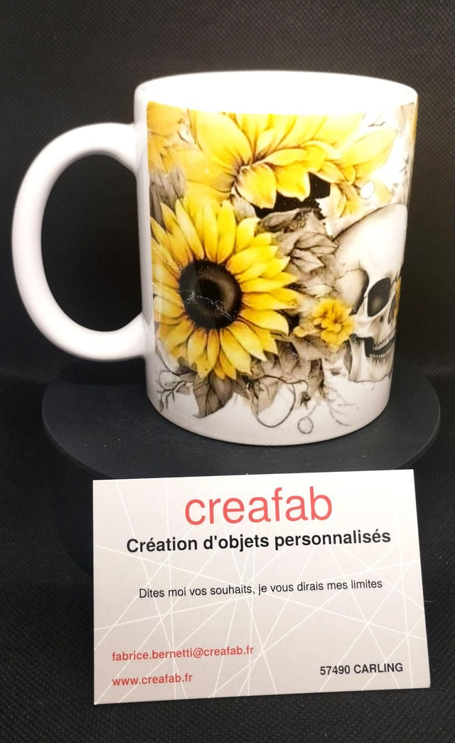 Mug skull fleurs jaunes 