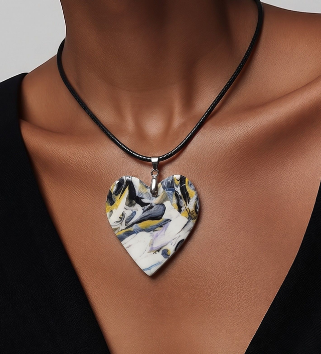 Pendentif cœur marbré