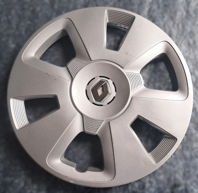 Renault Twingo III modèle Akaju 15&quot; Occasion 