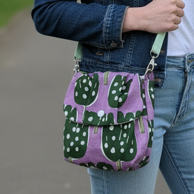 SS111 - Dark Green and Purple Mushroom Pattern Crossbody Shoulder Bag