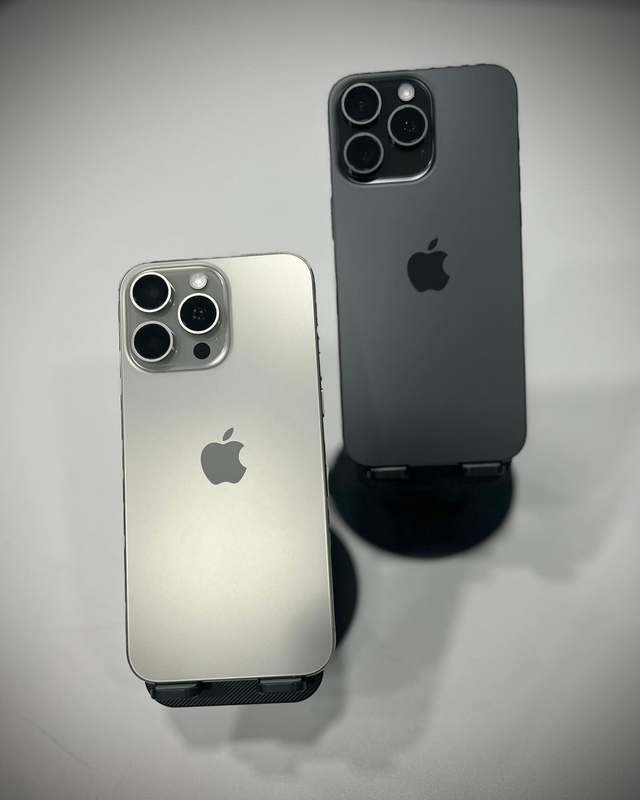 iPhone 15 Pro Max