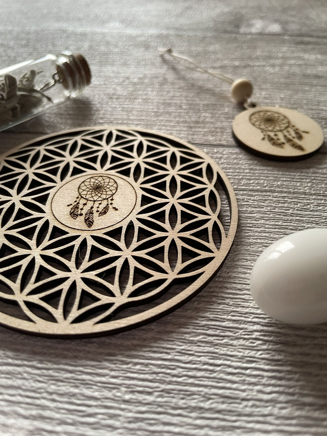 🌙 Coffret « Lâcher-Prise » – Pierre de jade blanc, sauge & Fleur de Vie attrape-rêves