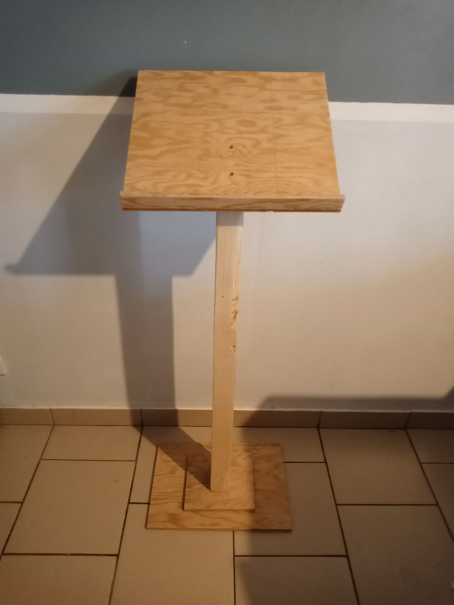 Pupitre de cérémonie simple