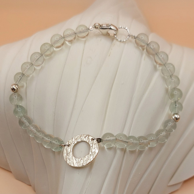 Sterling silver hammered ring bracelet with fluorite beads