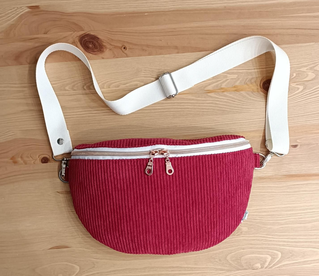 Sac banane en velours côtelé