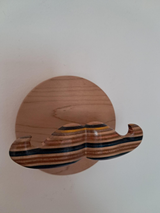 Décoration murale moustache (sur commande)