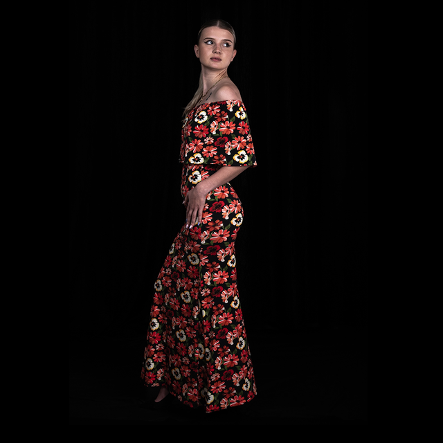 ROBE LONGUES FLEURIE - ÉPAULES DÉNUDÉES